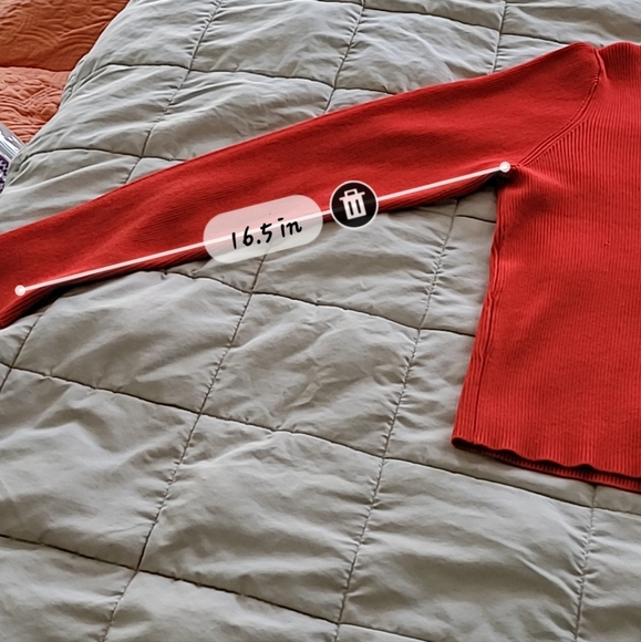 Calvin Klein Sweater - Picture 6 of 8